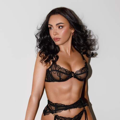 Profile Image of Rothbeck based White & Caucasian Female escort Crystal.